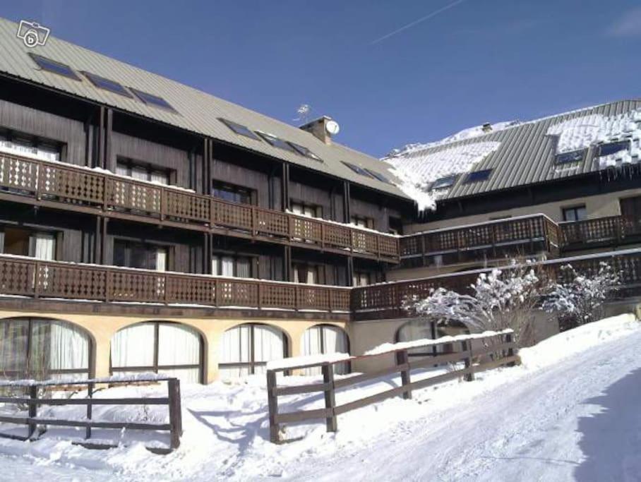 Duplex Avec Belle Terrasse Au Pied Des Pistes Apartment Вар Екстериор снимка